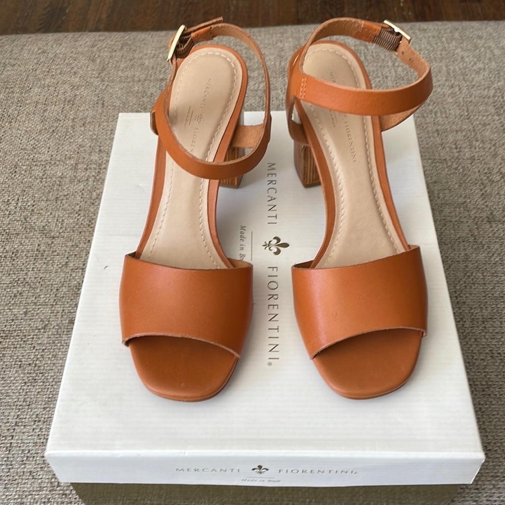 Size 8 Mercanti Fiorentini Tan Leather Sandal with Chunky Heel